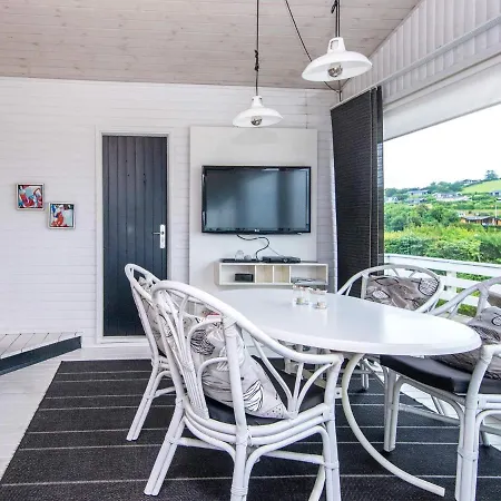 Holiday Cxxi Ebeltoft